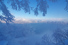 白い山