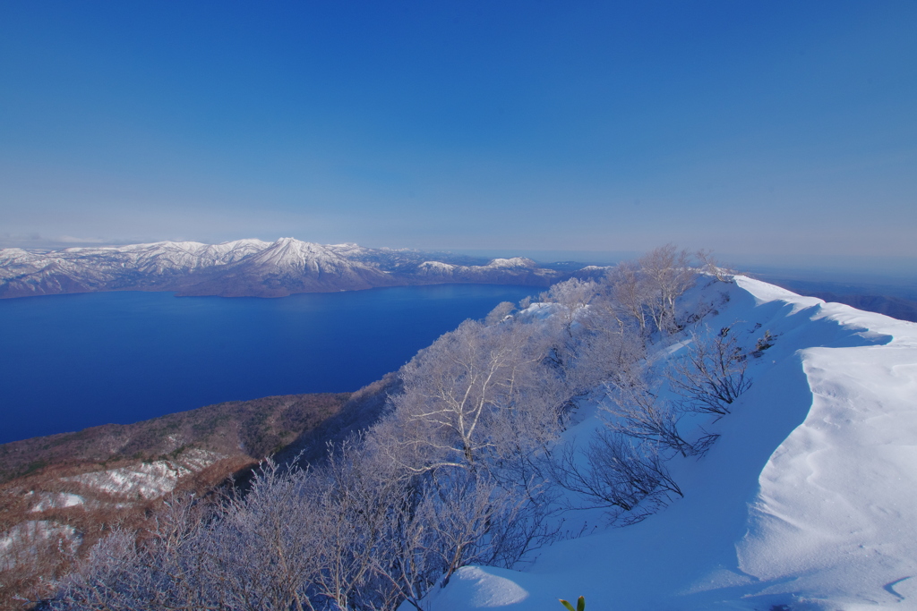 白い山