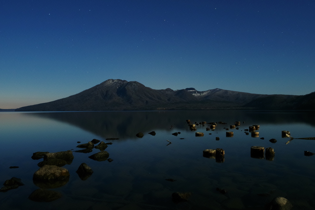 月光の支笏湖