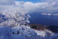 迫る雪雲