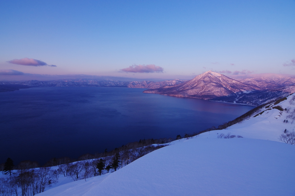 赤い山