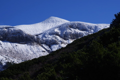 冬へ向う山