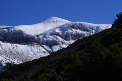 冬へ向う山