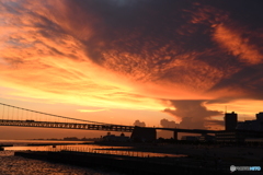 明石大橋付近の夕雲