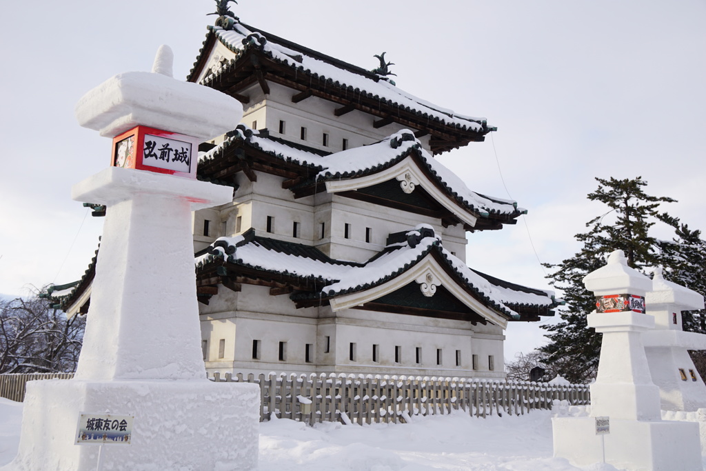 弘前城雪燈籠祭り1
