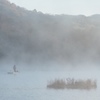 朝霧と釣り人