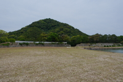 指月山