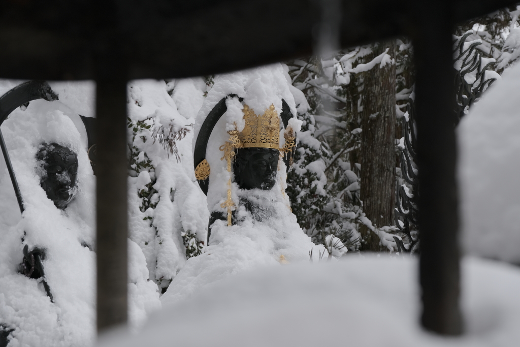 雪の高野山