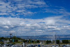 明石海峡大橋と大観覧車