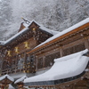 雪の貴船神社