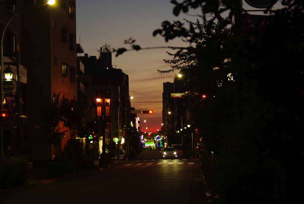 高円寺の夕暮れ / kouenji magic hour