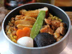 釜寅の鶏釜飯