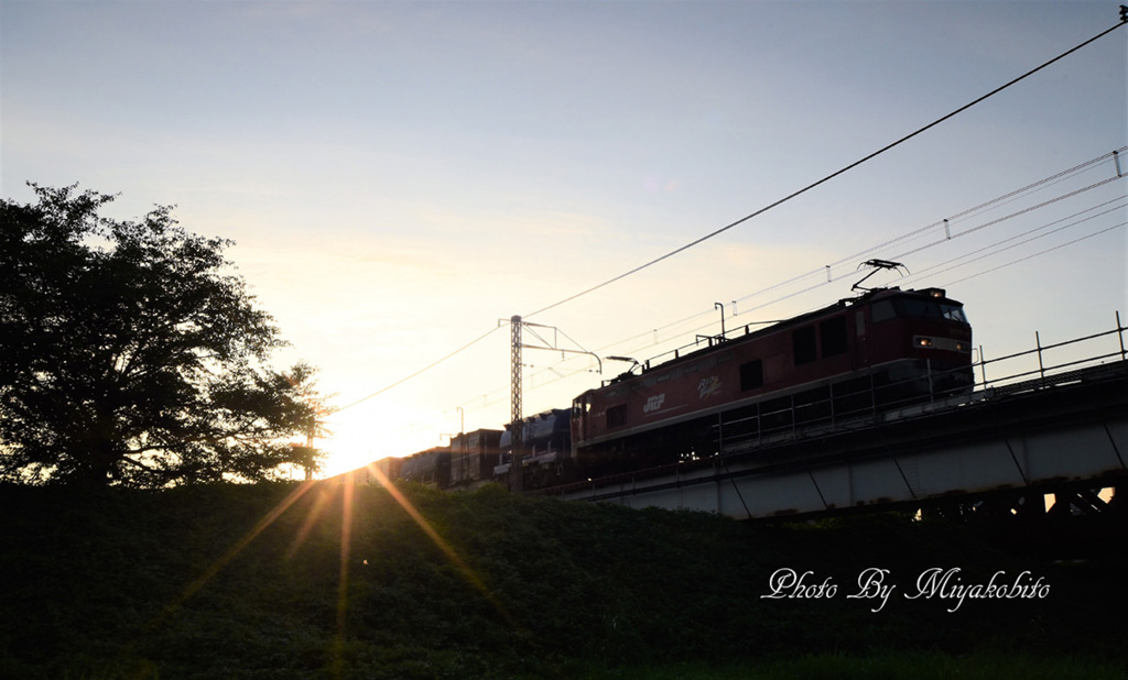朝日がＳＵＮ～ＳＵＮ