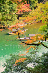 秋の嵐峡をめぐり