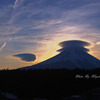 Wの傘とつるし雲
