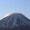 頂きヴェールをまとう