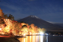 山中湖紅葉祭りライトアップ