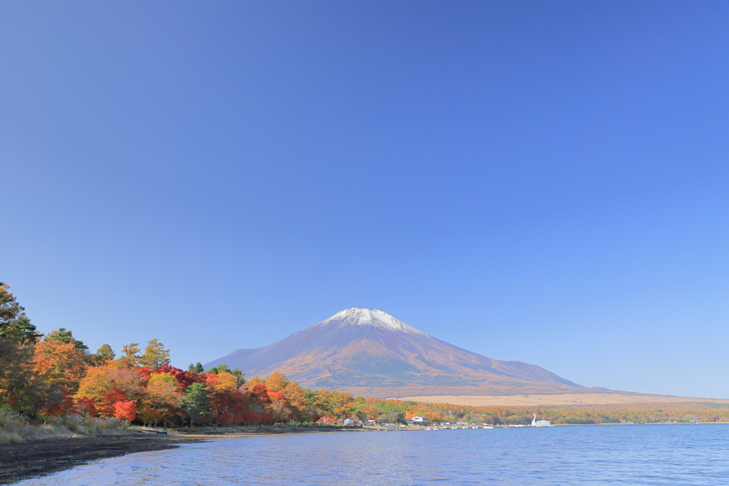 秋の山中湖