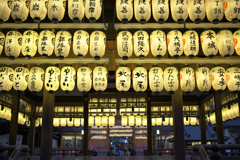 八坂の灯り