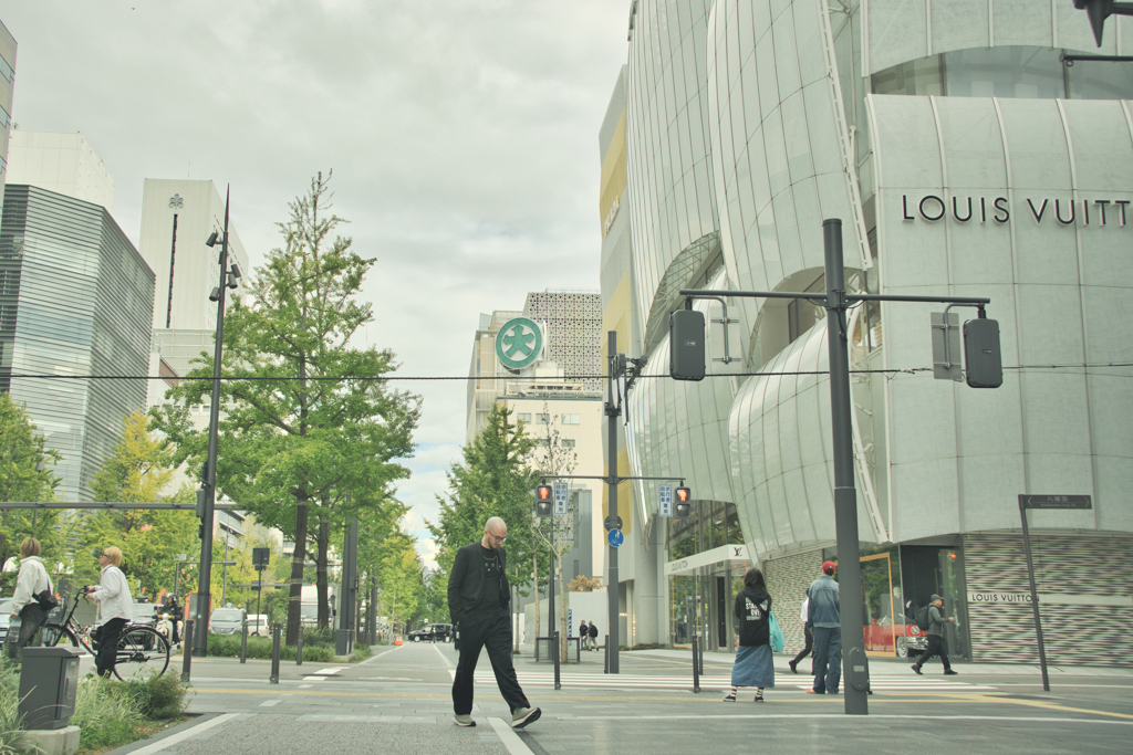 異国感、漂う朝に