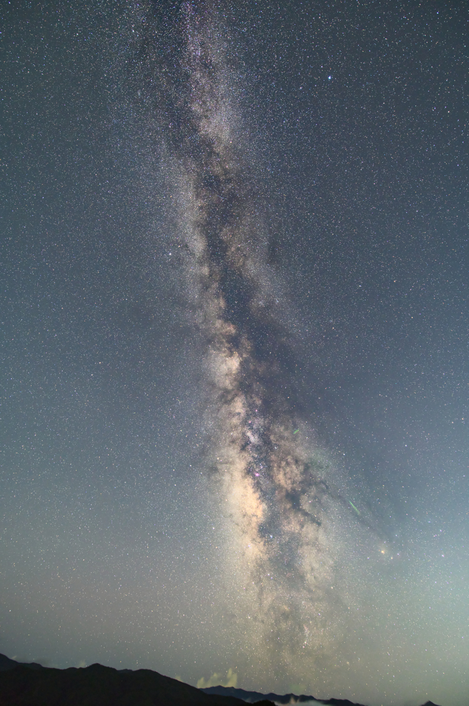 星の降る夜に我の小ささを感じる