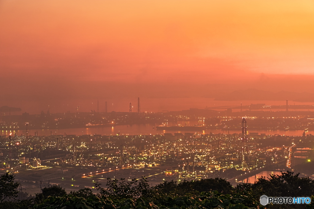 工場の夕陽