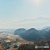 霞む町