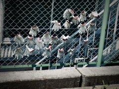 工場の軍手たち