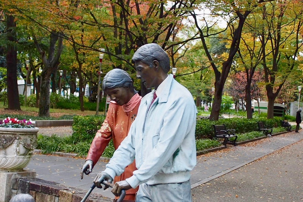 靭公園ファミリー散歩(^^)