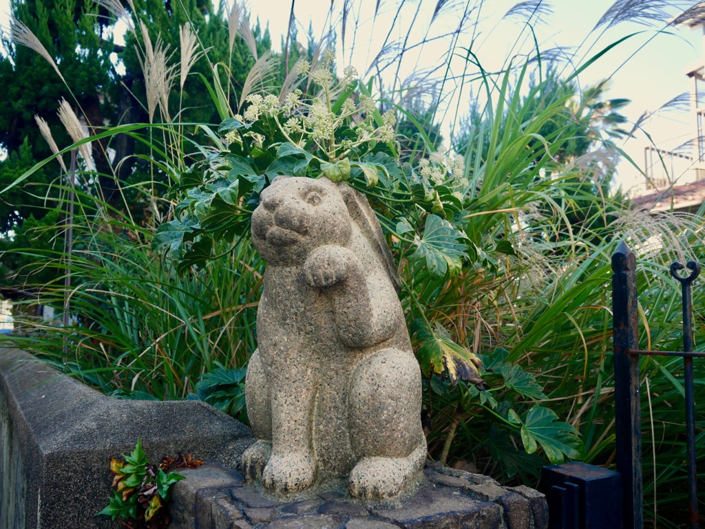 ご近所シリーズ　うさぎの門柱