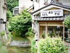 城崎にて・・そばもうどんも手打です