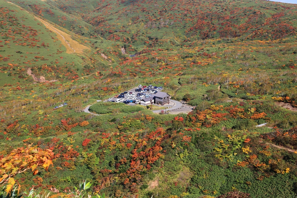 秋駒　八合目駐車場