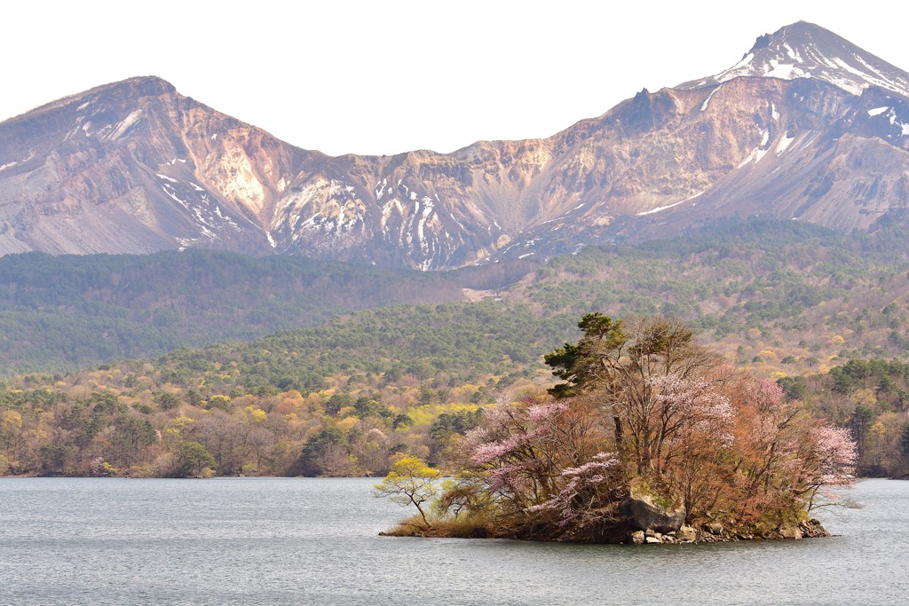 磐梯山と桜島