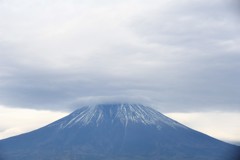 UFOに襲われる富士山