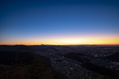 山頂よりの夜明け