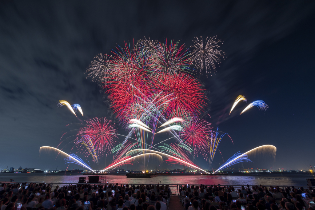 名港水上芸術花火2023
