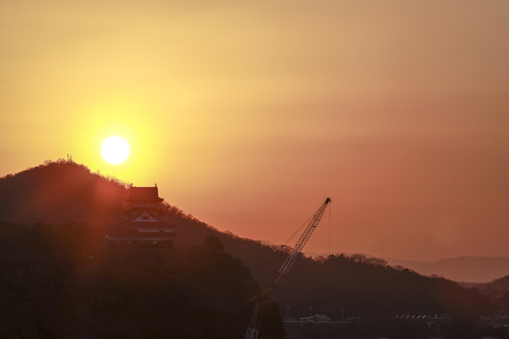 夕暮れ時の犬山城 By Gifunotaka Id 1011 写真共有サイト Photohito