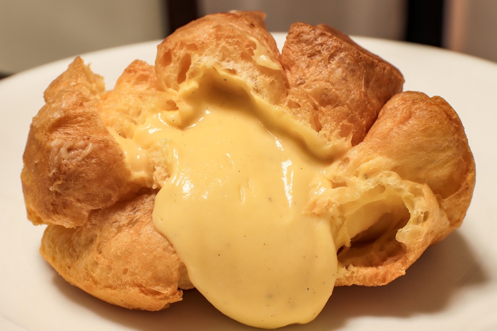 Cream Magma