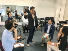 32162685_1768957456497290_39267307629796