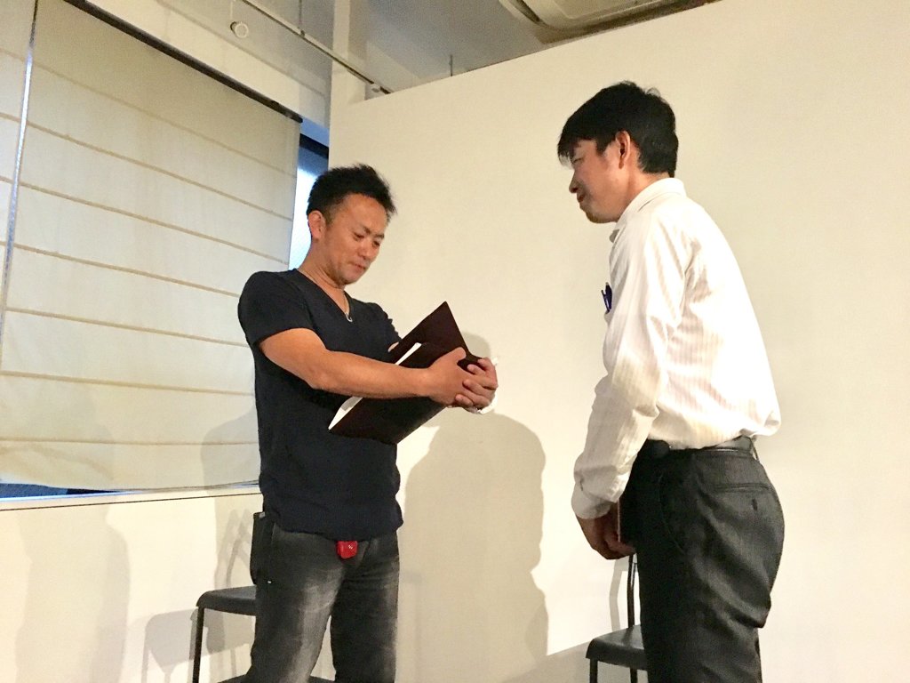 32085734_1768958813163821_44480225315169