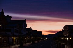町内の夜明け