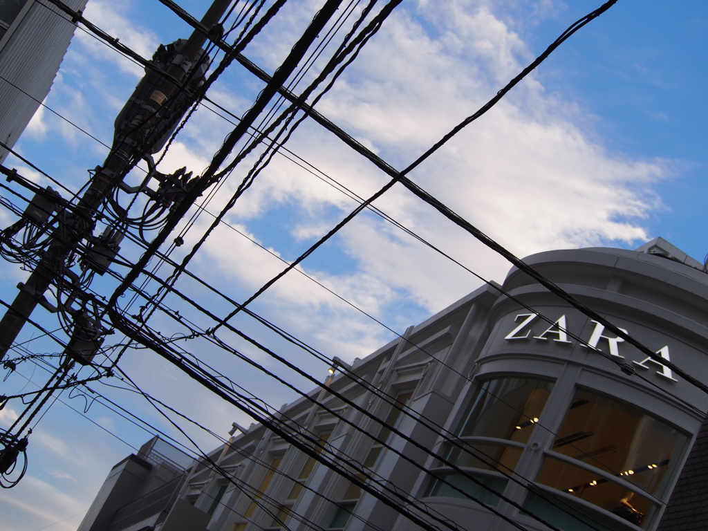 四辻の空
