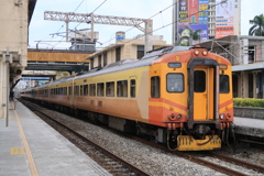 TRA EMU300　＠彰化