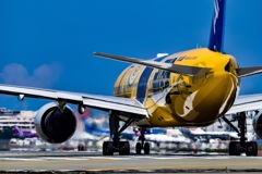 福岡空港 スターウォーズジェット