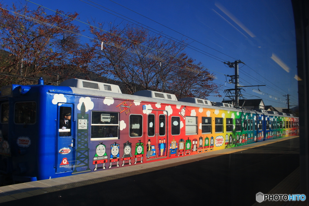 車窓から　可愛い電車