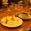 カフェにて