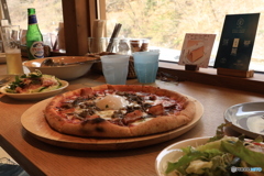 昼食をどうぞ