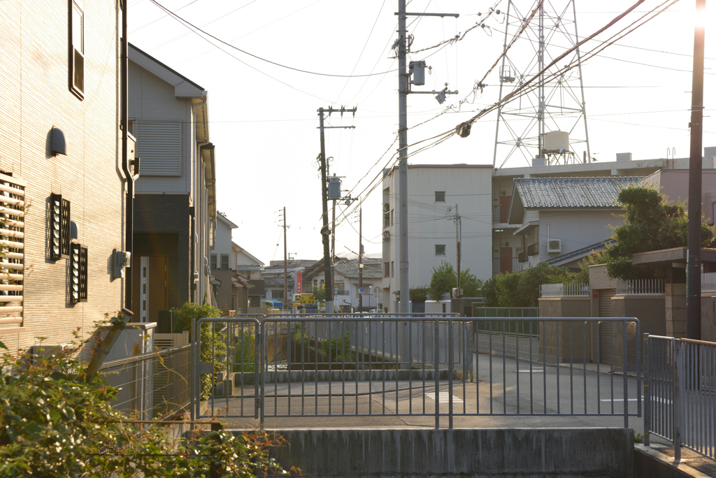 夕暮れの町