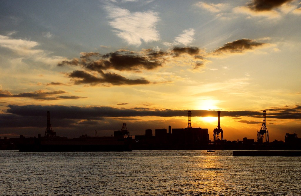 颯爽な夕焼け空