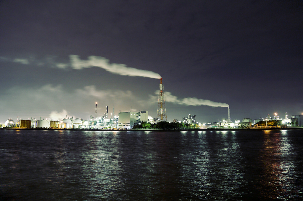 コンビナートの夜景